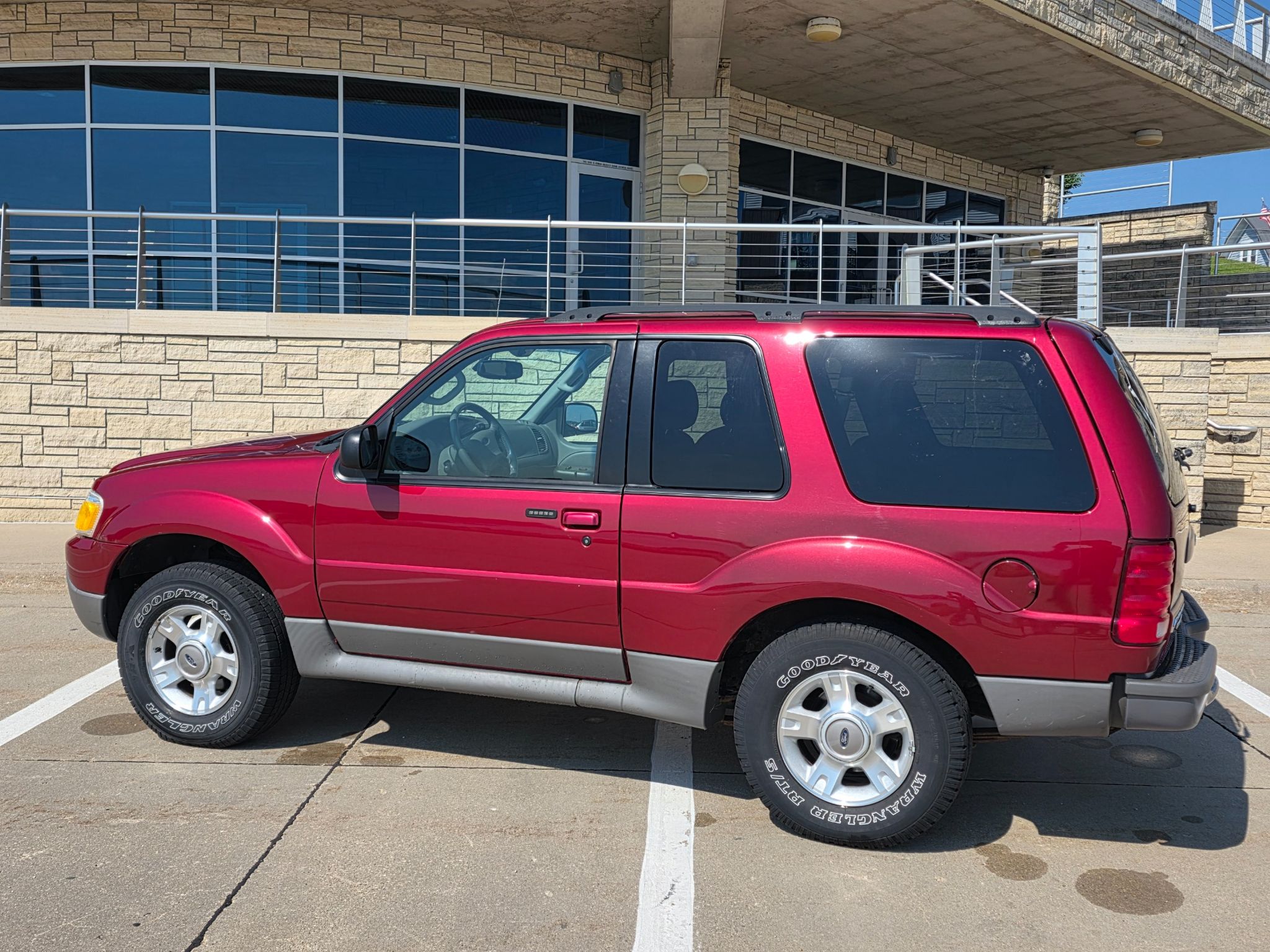 ford explorer sport 2003 1FMZU70E23UA32229 image ford explorer sport 2003 1FMZU70E23UA32229 image
